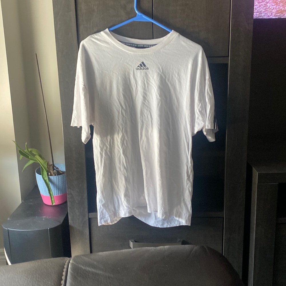 Adidas T-shirt